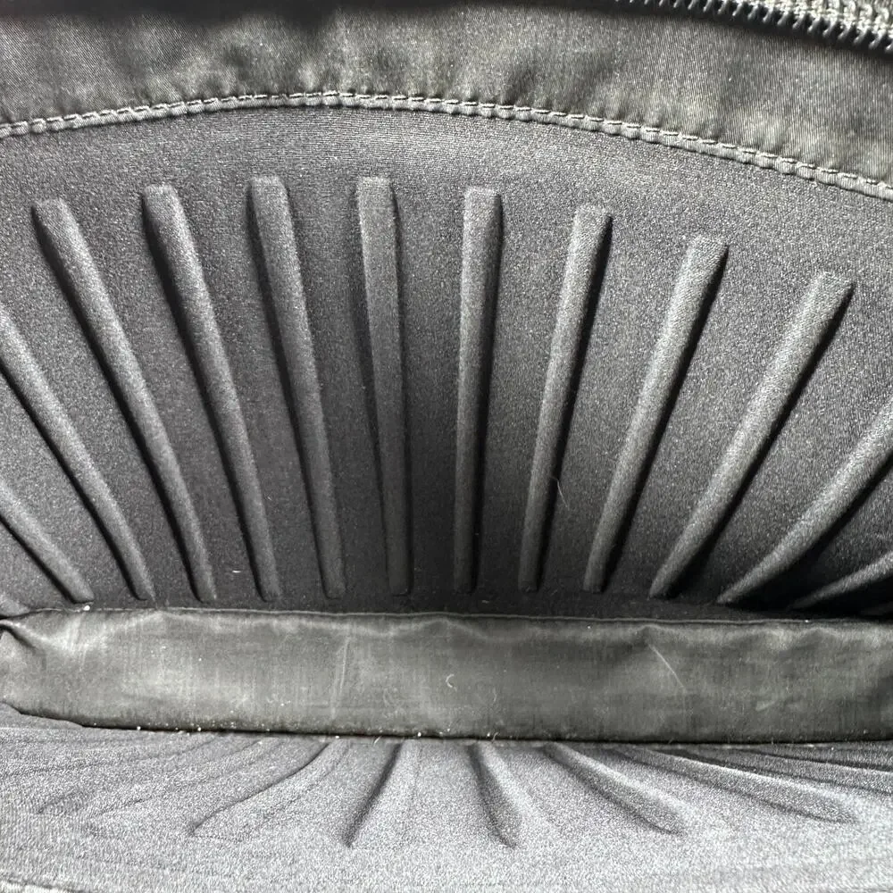 Tumi alpha expandable